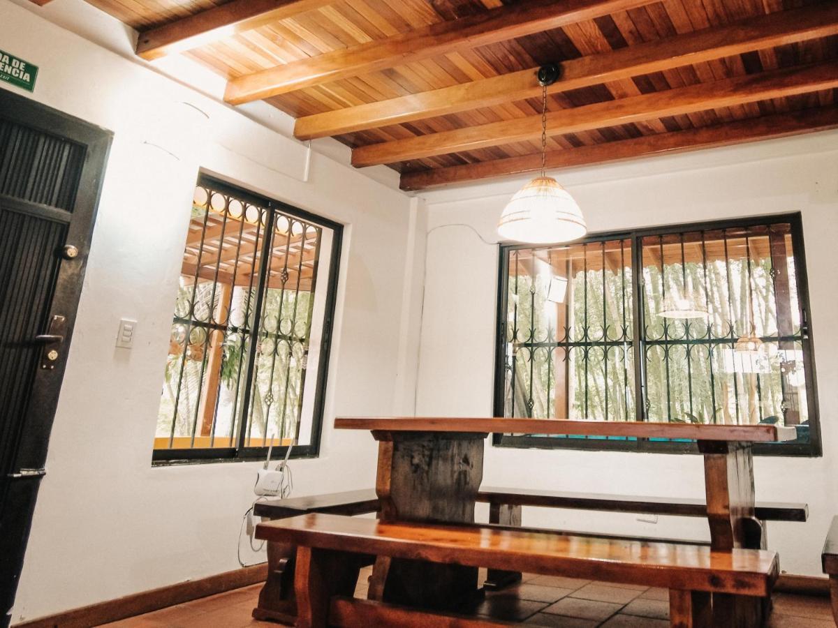 Albergue Volare Guatape Isla Exterior foto