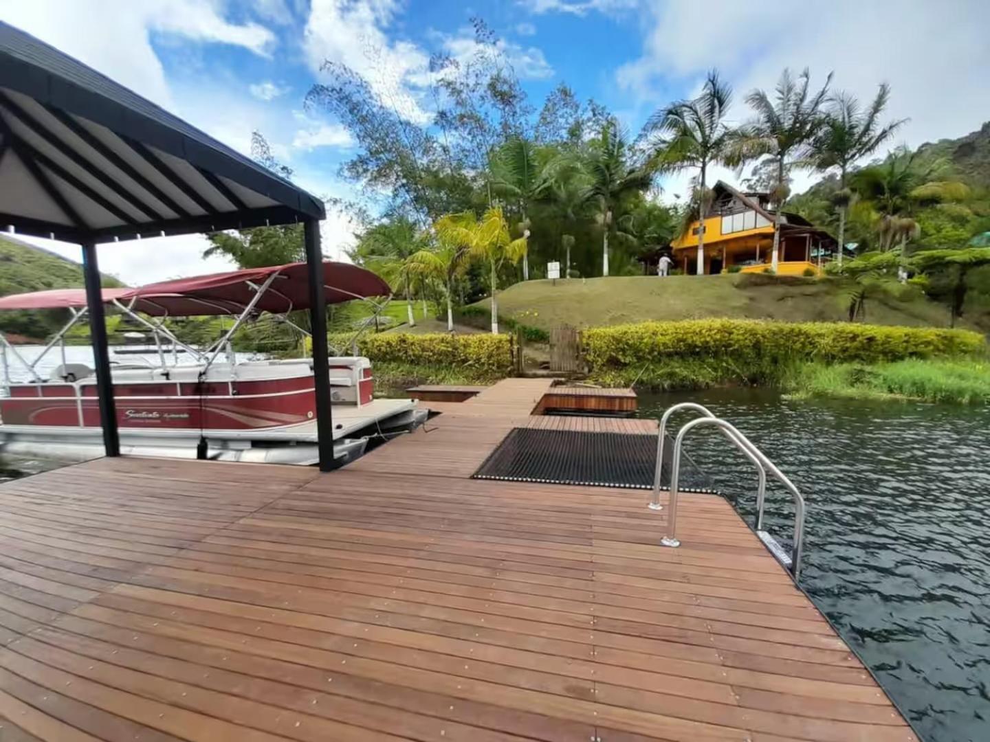 Albergue Volare Guatape Isla Exterior foto